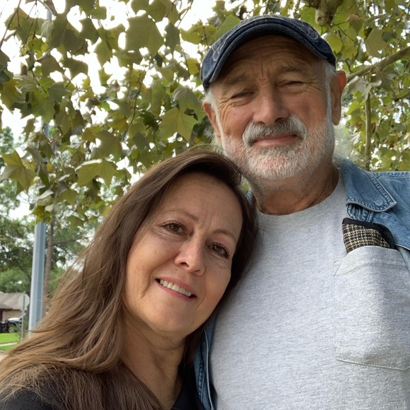 Meet your Posher, Hedy - Picture 2 of 3